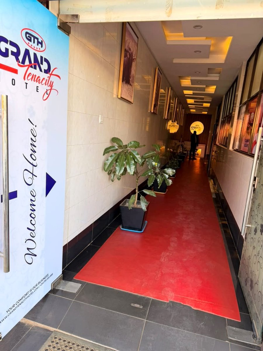 Grand Tenacity Hotel entrance gallery photo