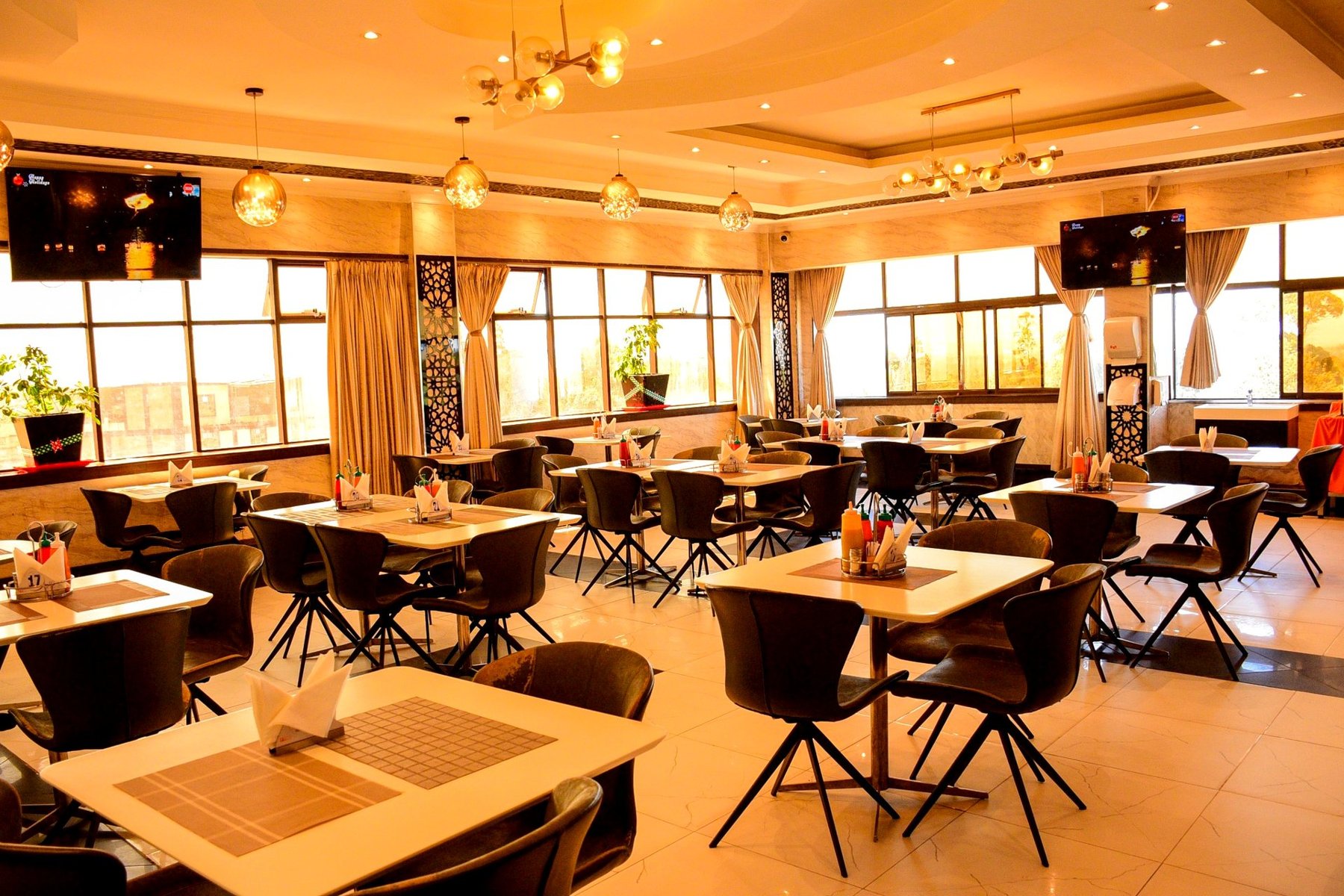 Grand Tenacity restaurant